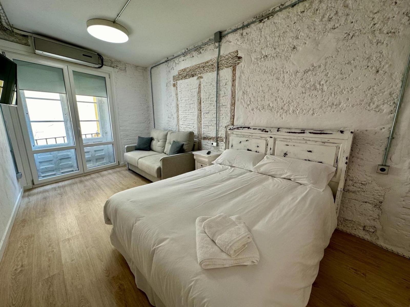 Apartamentos Carolina By Gaiarooms León Exterior foto